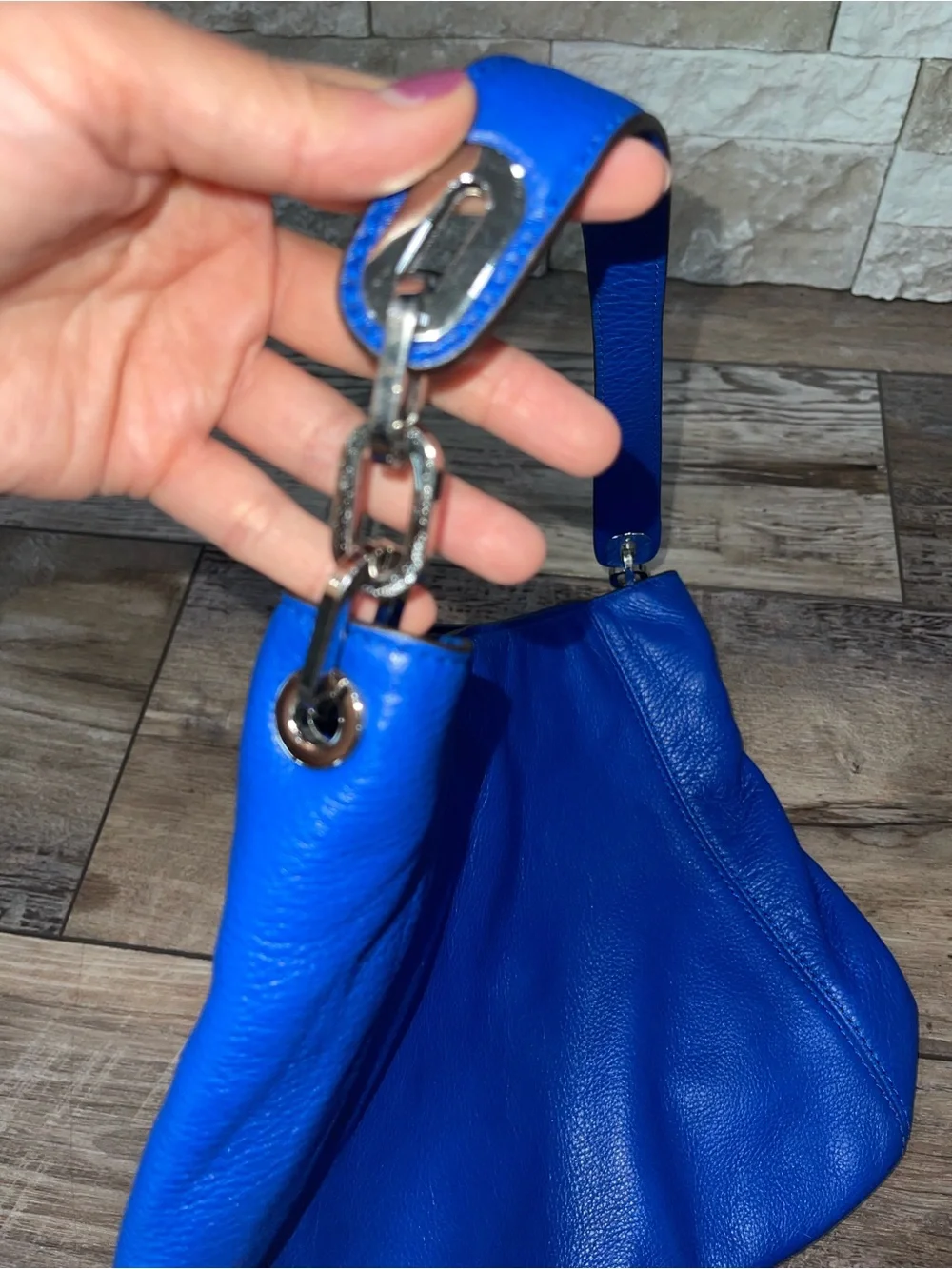 Michael Kors logo tone